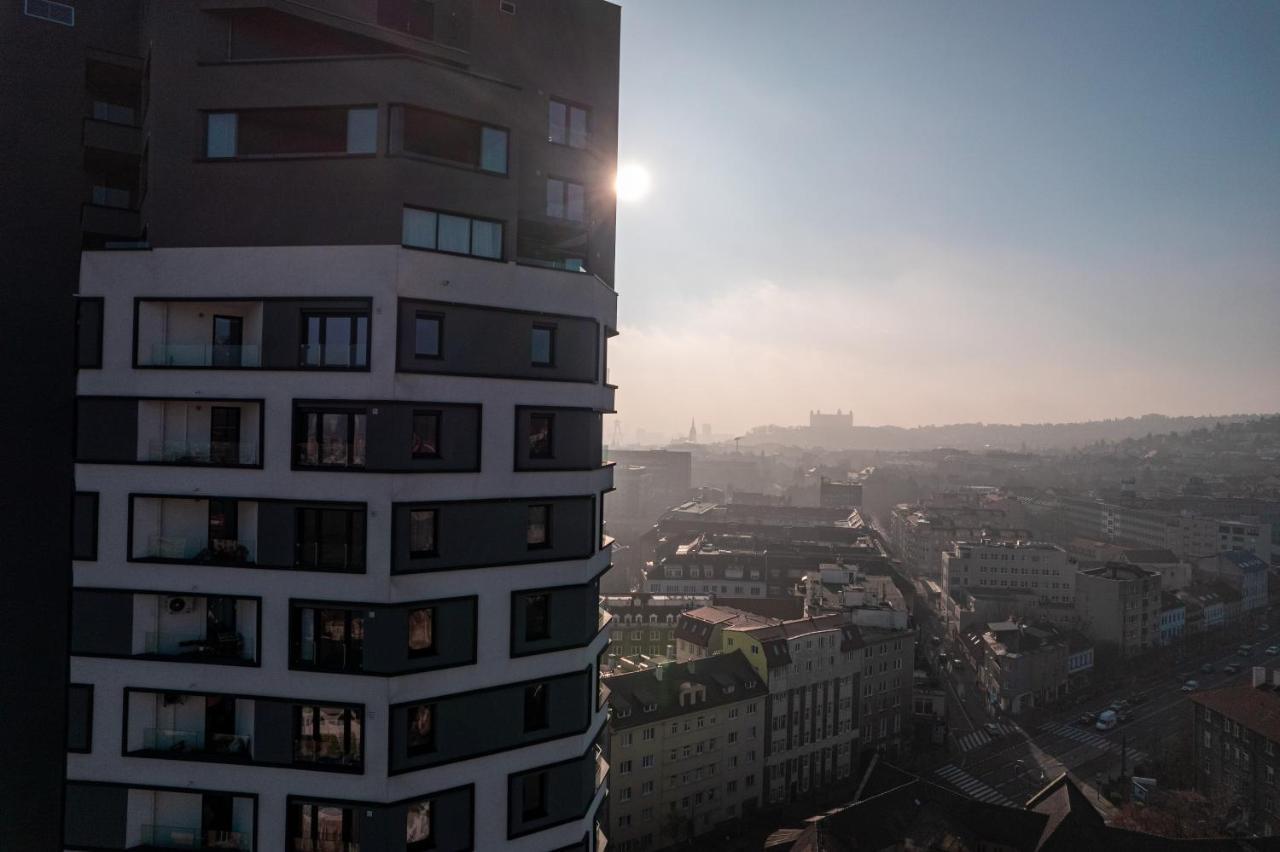 Appartement Lam Anthracite W Ac & Balcony à Bratislava Extérieur photo